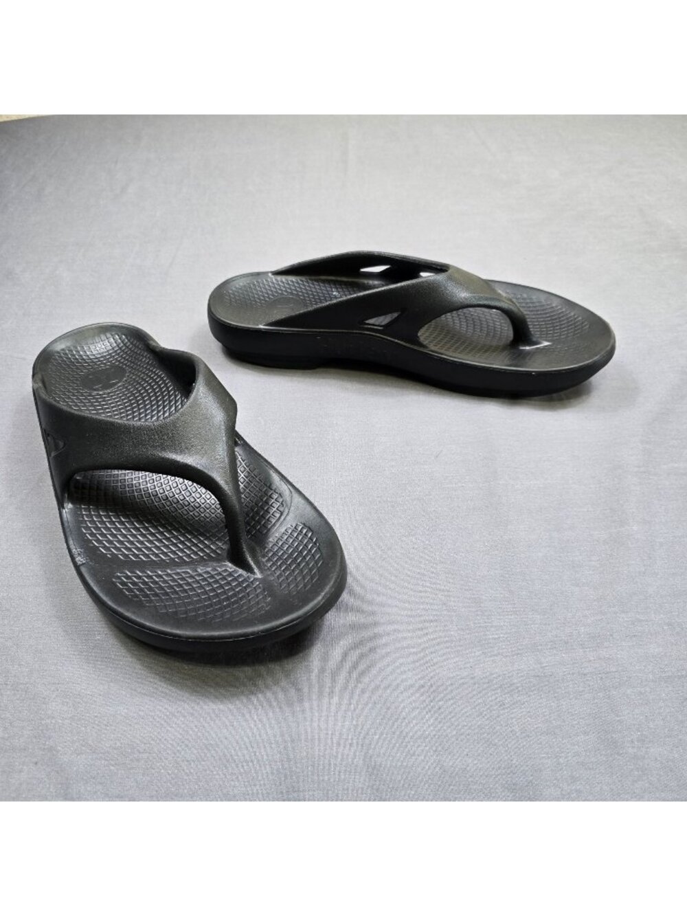 Hurley Mens Size 11 Slide Sandals Flip Flops Black Lightweight Beachwear